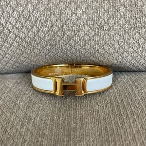 Hermes CLIC H bracelet 
Color: blanc
Size: GM
Ref: H700001F 31 GM